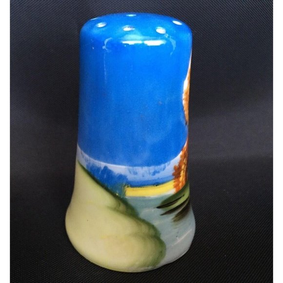 Handpainted Japanese Salt And Pepper Shaker Set - Picture 7 of 12